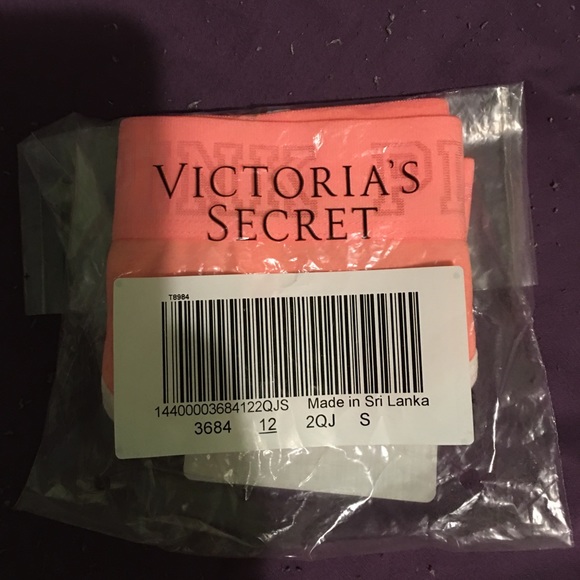 Victoria secret thongs - Picture 4 of 5